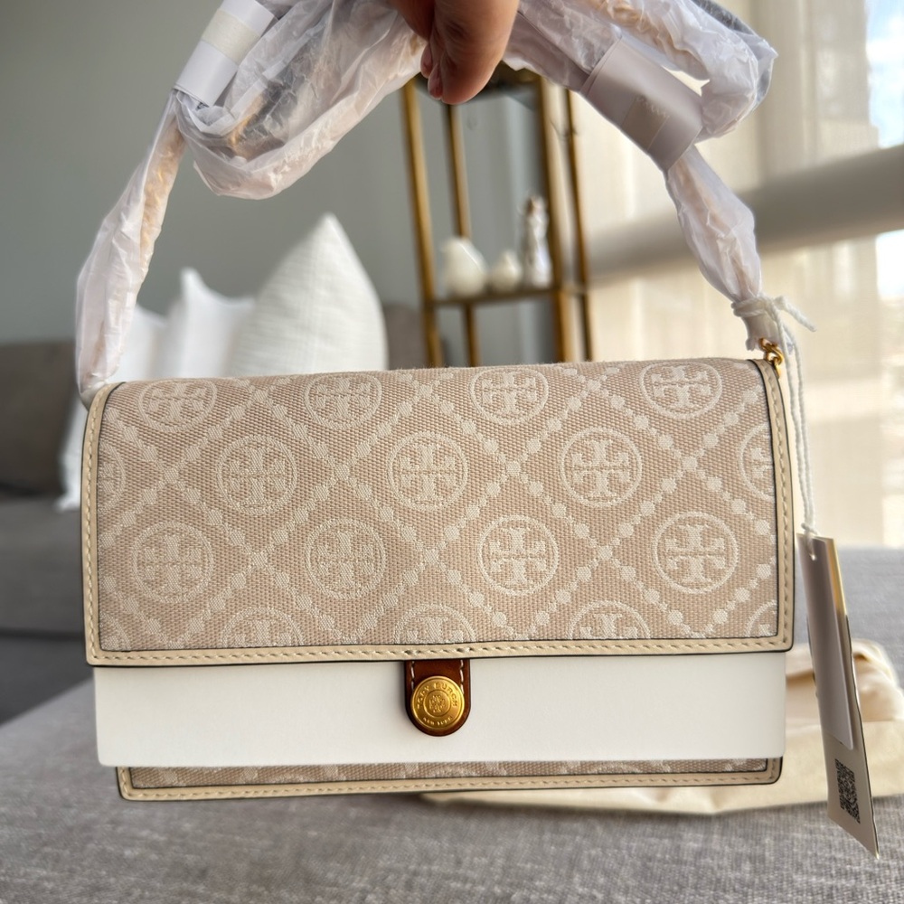 Tory Burch Beige and White Shoulder Bag - Picture 7 of 11